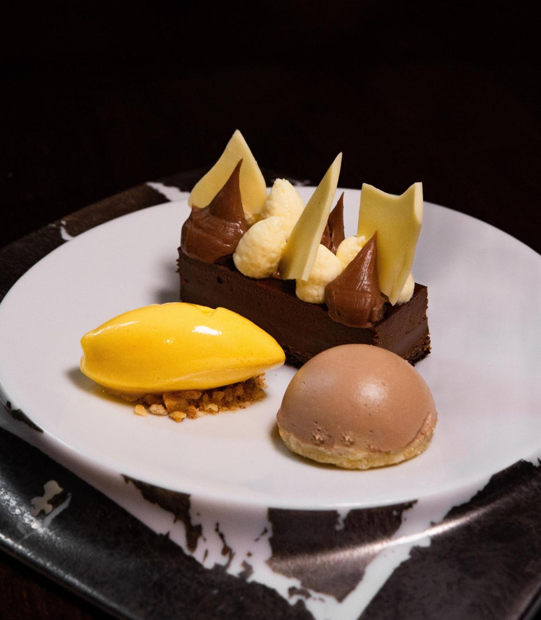 Maison D'Hote Les Notes Endormies Suite Le Refuge Walcourt 外观 照片