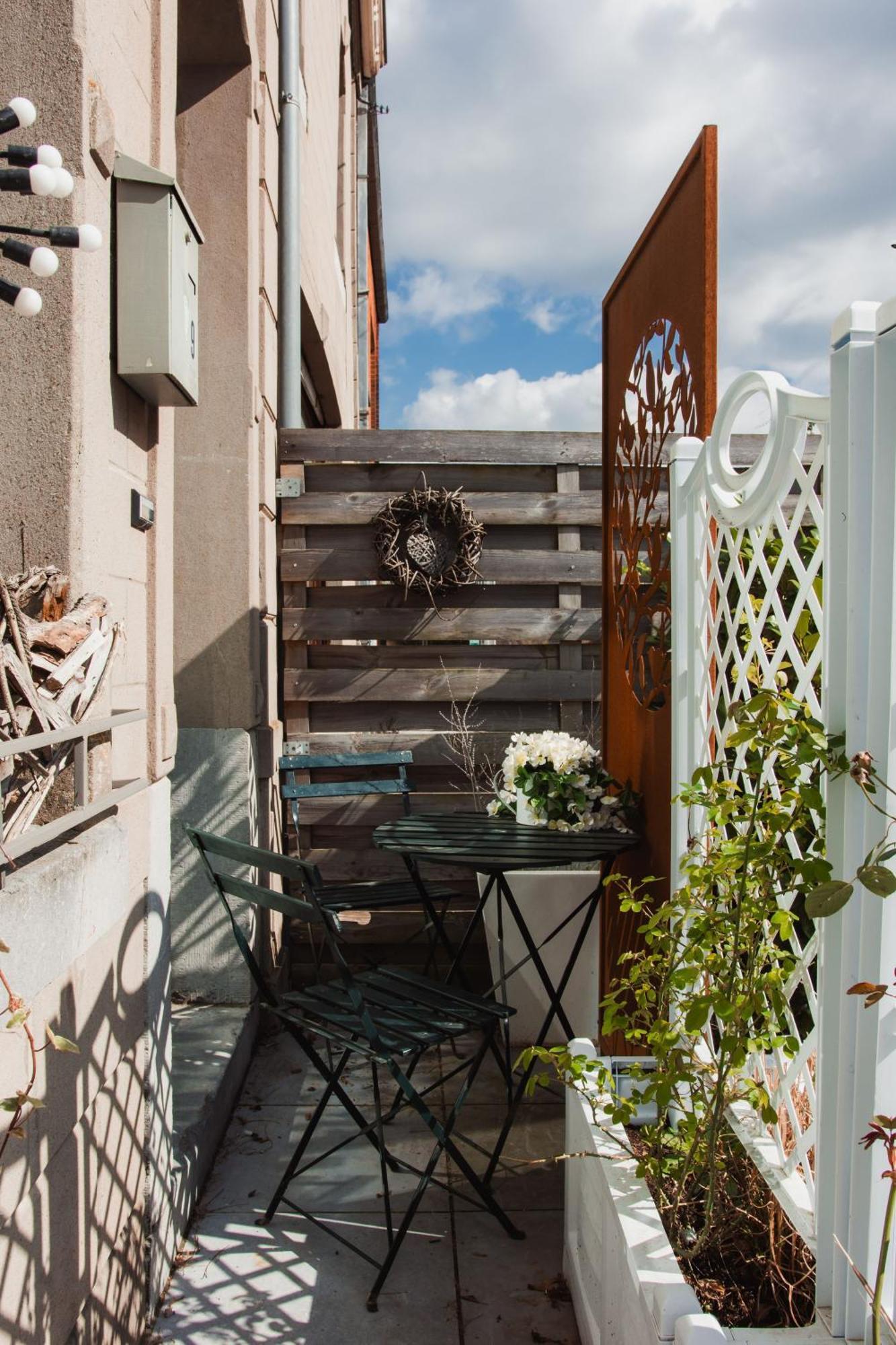 Maison D'Hote Les Notes Endormies Suite Le Refuge Walcourt 外观 照片